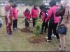 Kapolsek Muara Kuang Melaksanakan Pengolahan Lahan Dalam Rangka Ketahanan Pangan Pekarangan Pangan Lestari (P2L)