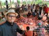 519 KK di Desa Tanabang Ilir Terima Daging Qurban dari 13 Ekor Sapi