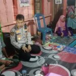 Kapolsek Muara Kuang Sambangi Keluarga Korban Pembunuhan di Desa Tambang Rambang, Sampaikan Belasungkawa