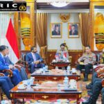 Kapolri Terima Audiensi Direktur FBI, Perkuat Kerja Sama Penanggulangan Kejahatan Transnasional