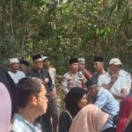 Bentuk Kepedulian, Kapolsek Muara Kuang Hadiri Pemakaman Warga Kelurahan Muara Kuang
