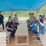Polsek Leuwidamar Gelar Patroli Dialogis, Sampaikan Imbauan Kamtibmas kepada Warga